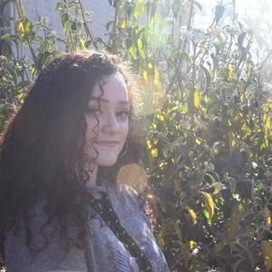 Meet your Posher, Isabella